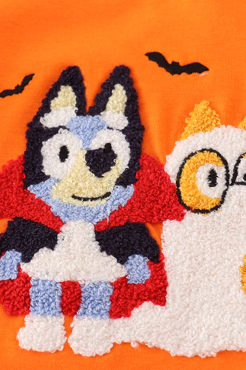 Two cartoon characters, one in a bat costume and the other in a ghost costume, on an orange background.