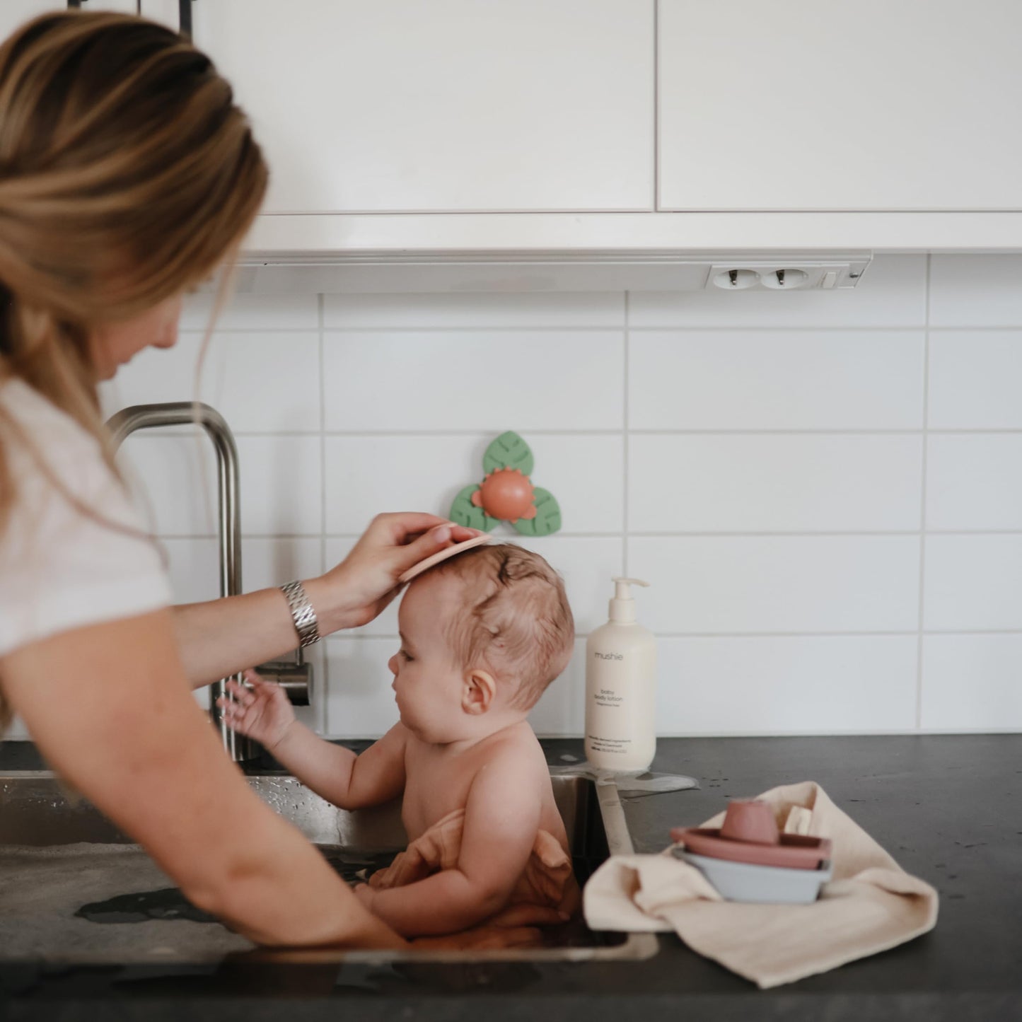 mushie Sunshine Suction Spinner Toy | Toddler Sensory Toys for Bath & Play