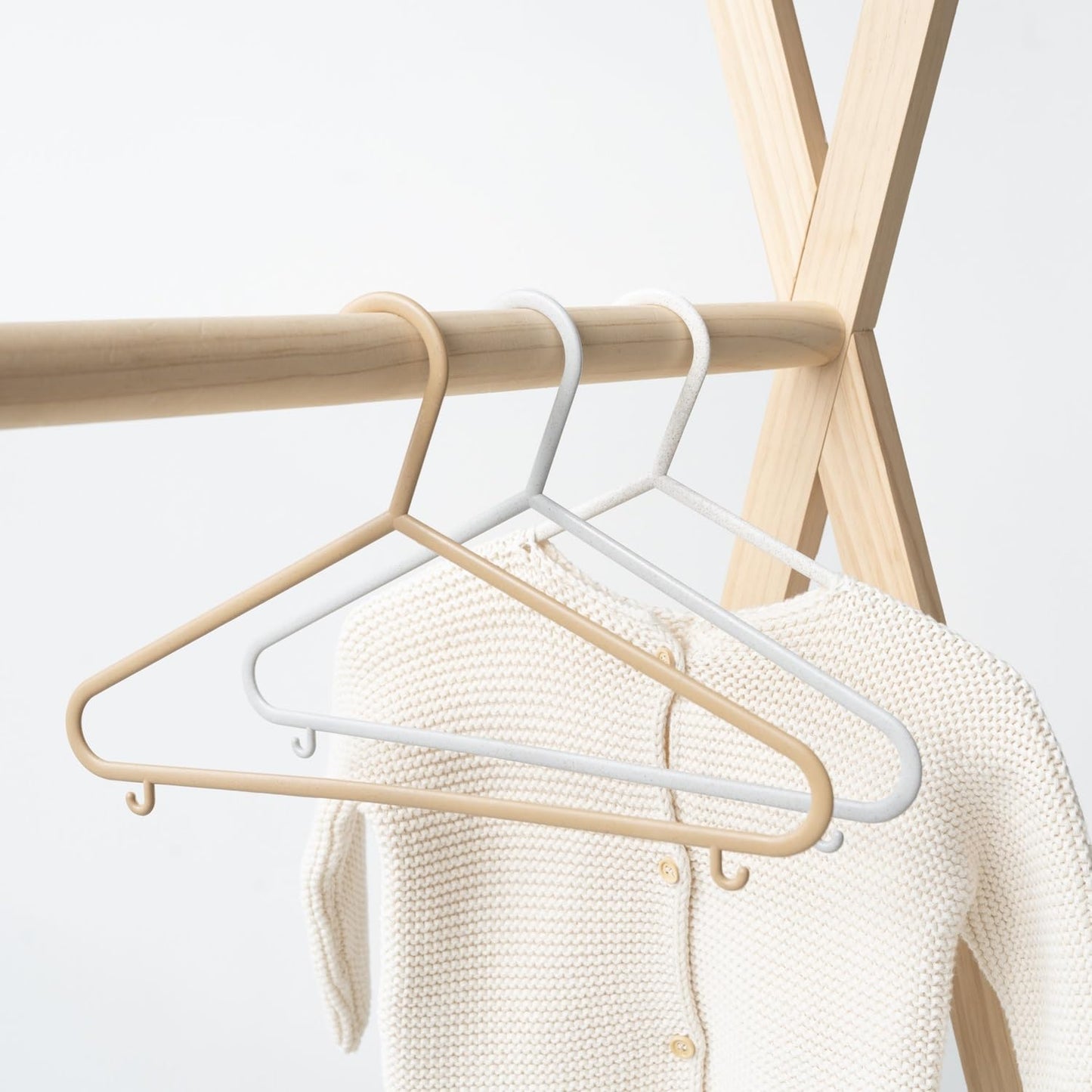 Sustainable Wheat Straw Plastic Toddler & Kids Hangers – Pack of 30