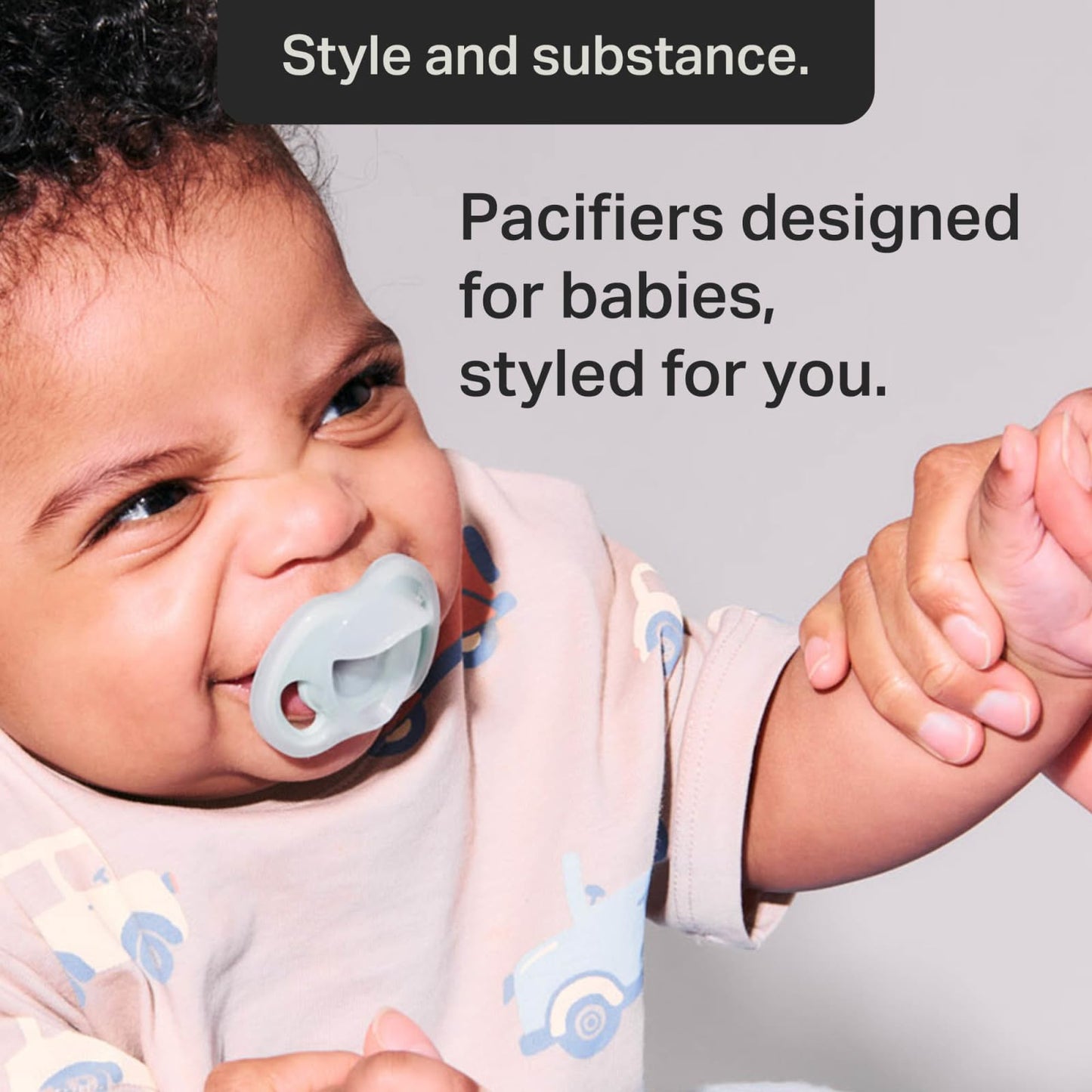 Tommee Tippee Ultra-Light Silicone Pacifier, 0-6 Months Pack of 4