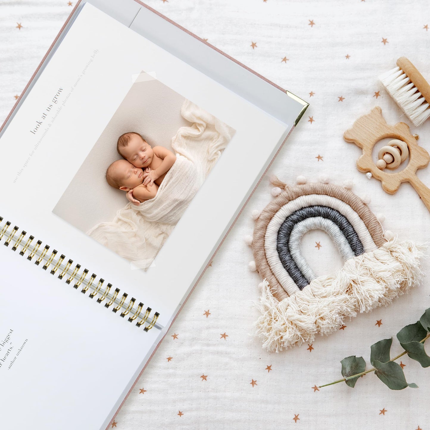 Keepsake Baby Memory Book for Boys and Girls – Timeless First 5 Year Baby Book