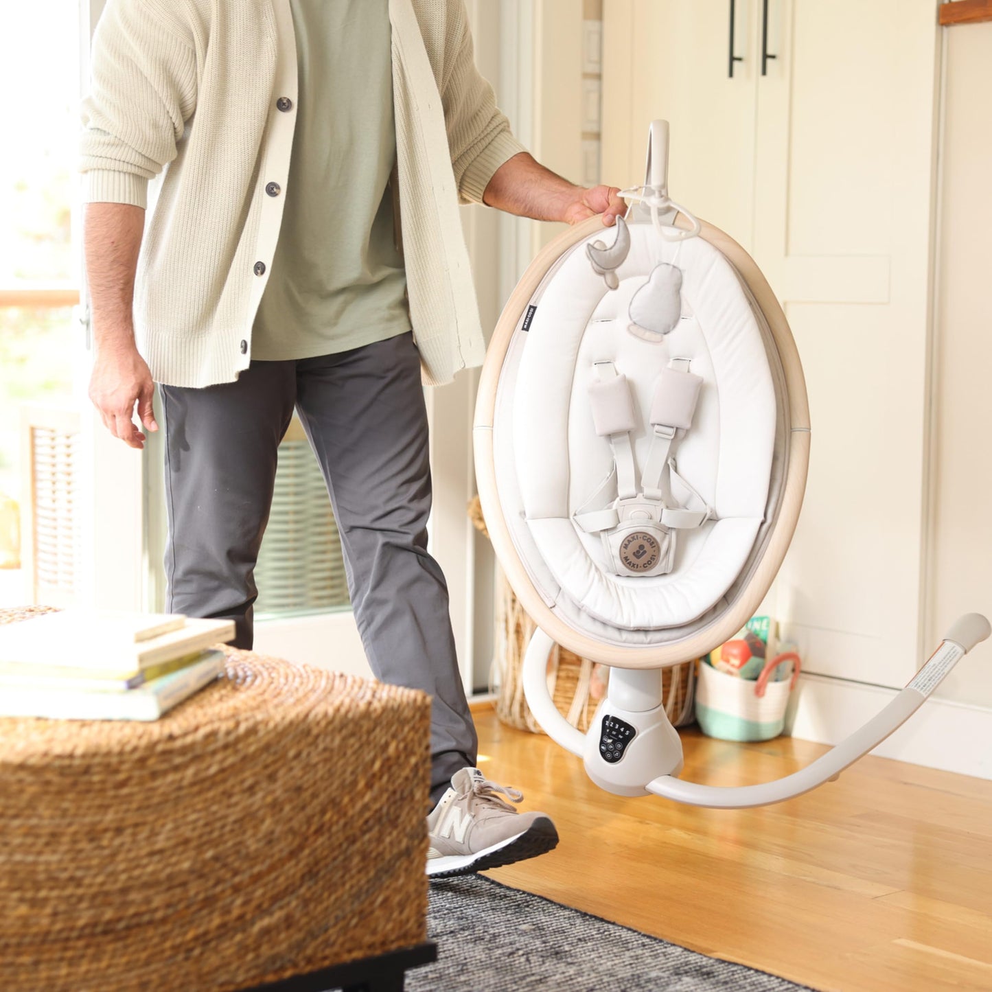 Maxi-Cosi Cassia Baby Swing: Portable, 360 Rotation, 5 Speeds, 12 Melodies, Recycled Fabric, Slate