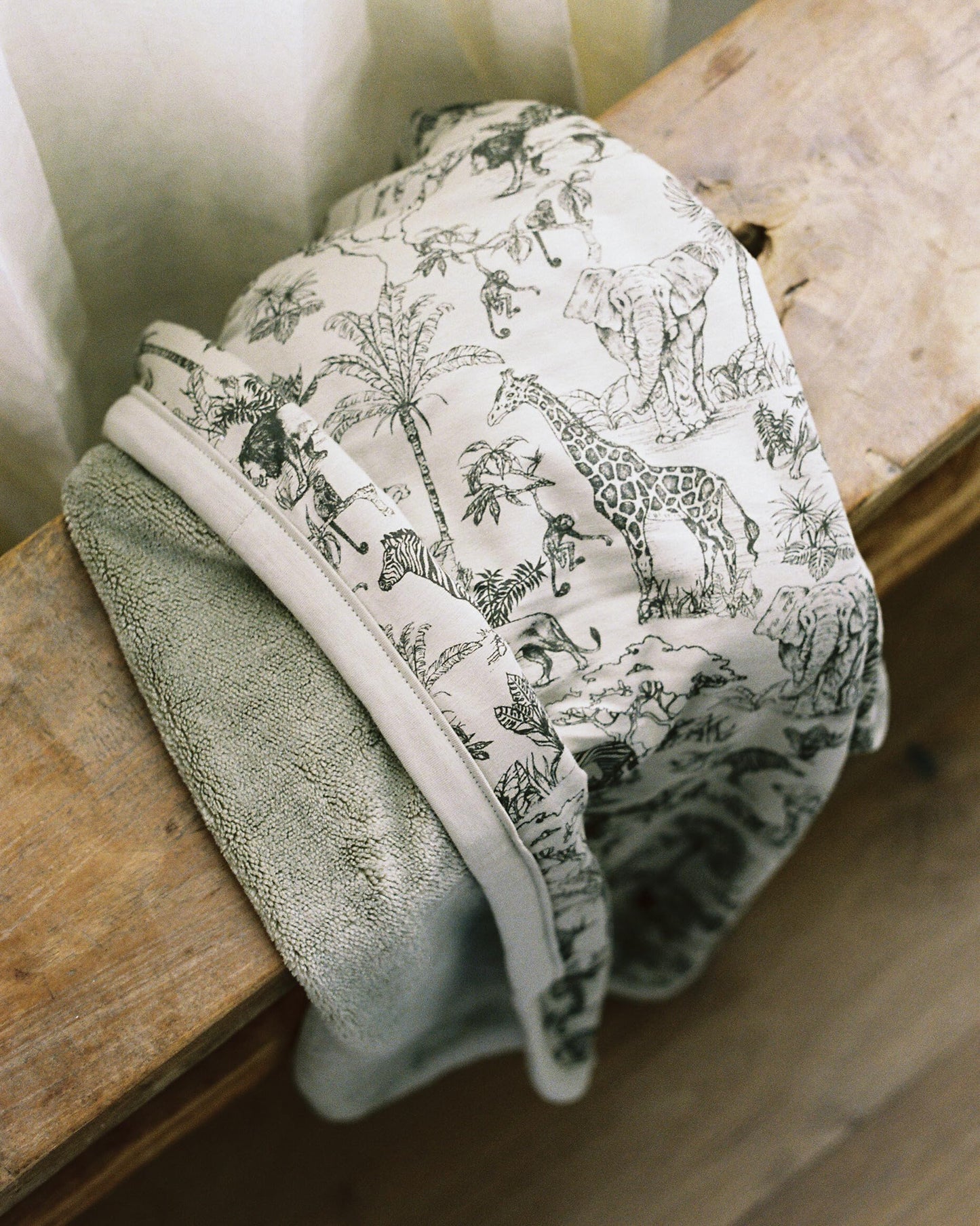 Oilo Baby Blanket, Luxury Soft Plush Backing & 100% Turkish Cotton Jersey Print
