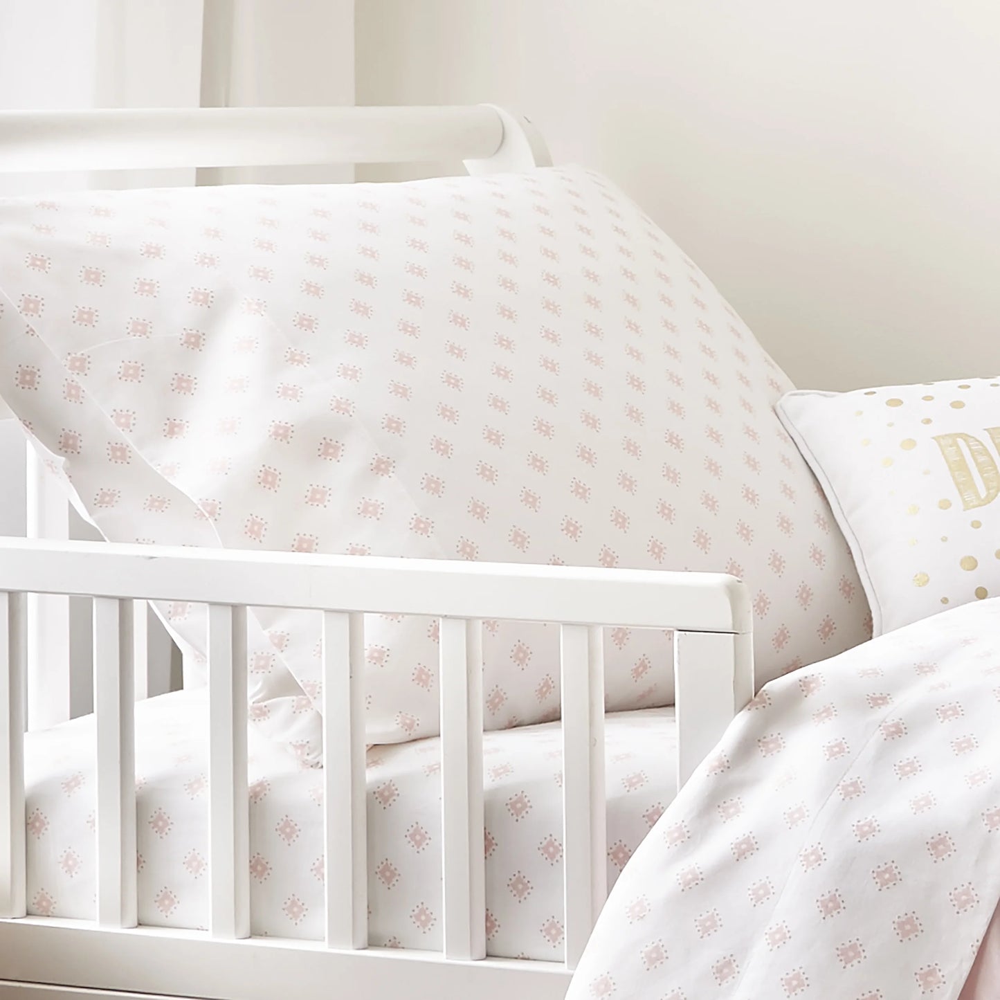 Baby Willow 5 Piece Toddler Bedding Set, Pink