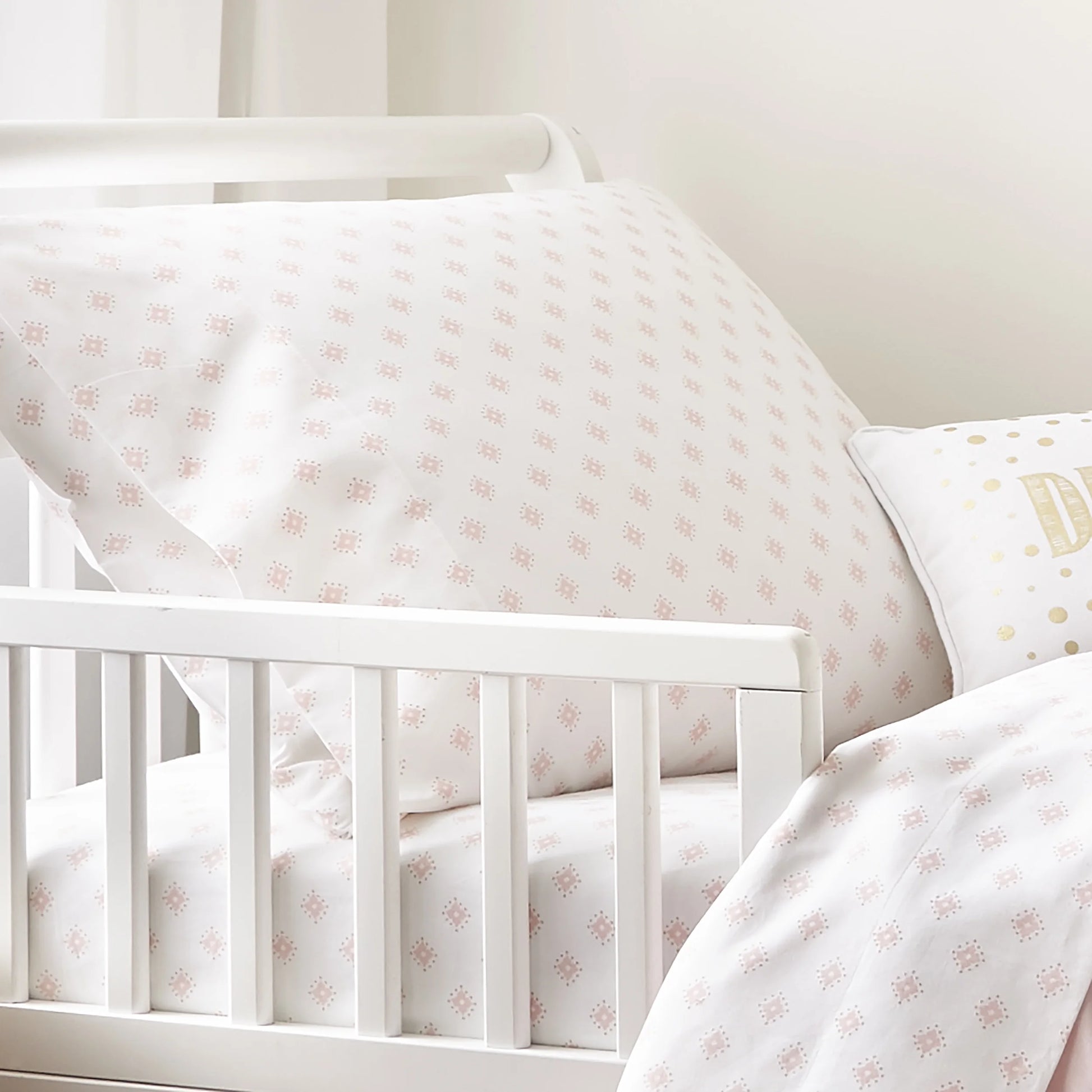 Baby Willow 5 Piece Toddler Bedding Set, Pink