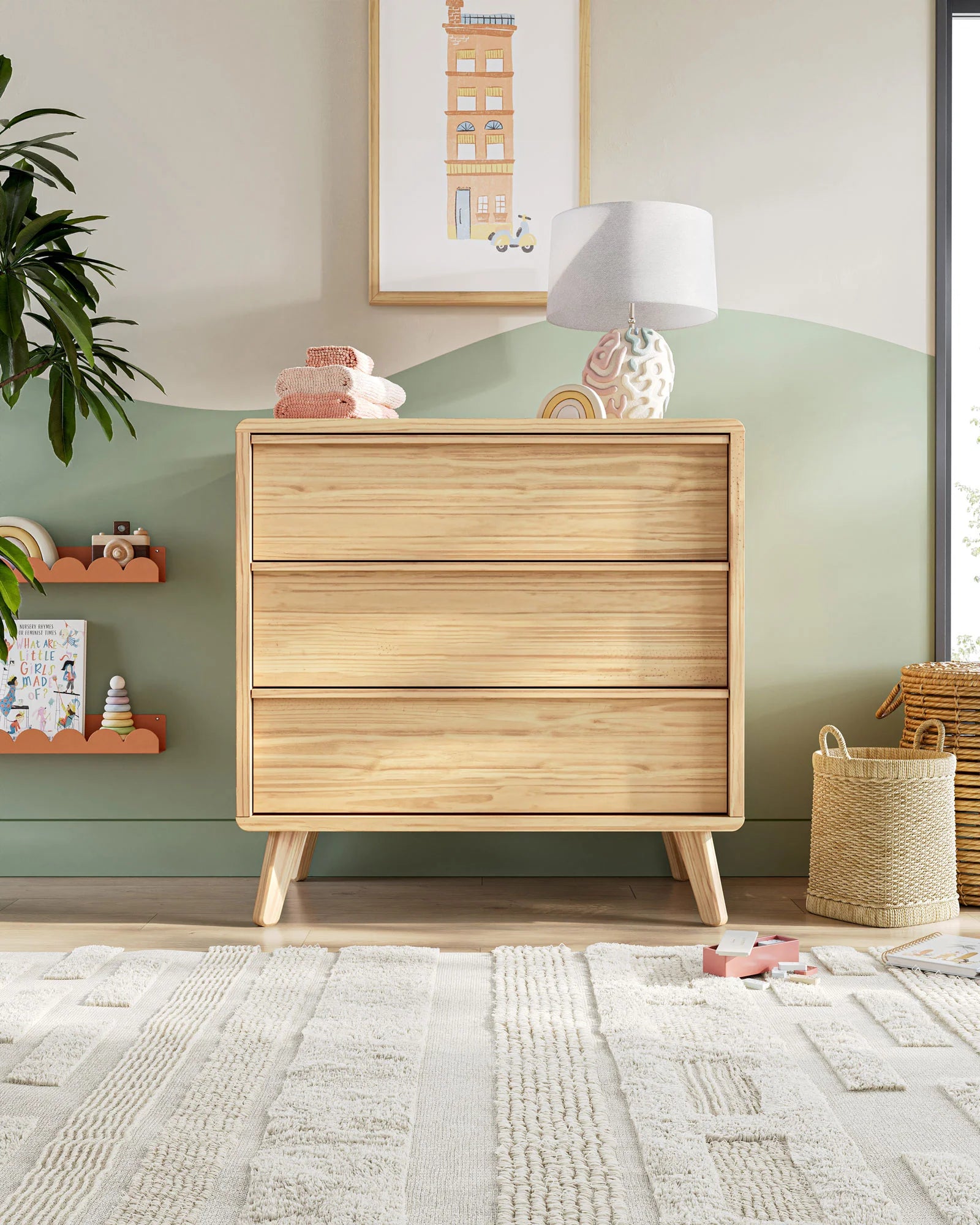 The Willow Dresser
