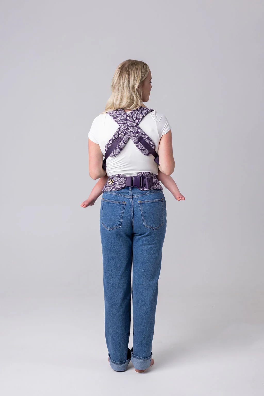 Mabē Monarch Ergonomic Baby Carrier – Premium Cotton Soft Structured Newborn to Toddler Carrier with Hip-Healthy Design, 3 Carry Positions (7-35lbs), Lightweight & Breathable, (Ivory)