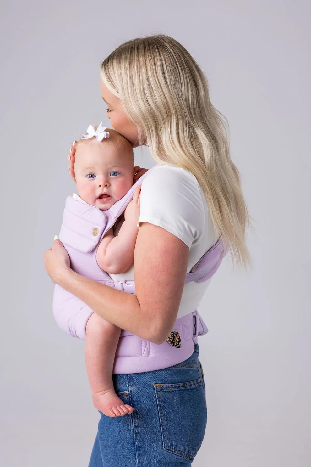 Mabē Monarch Ergonomic Baby Carrier – Premium Cotton Soft Structured Newborn to Toddler Carrier with Hip-Healthy Design, 3 Carry Positions (7-35lbs), Lightweight & Breathable, (Ivory)