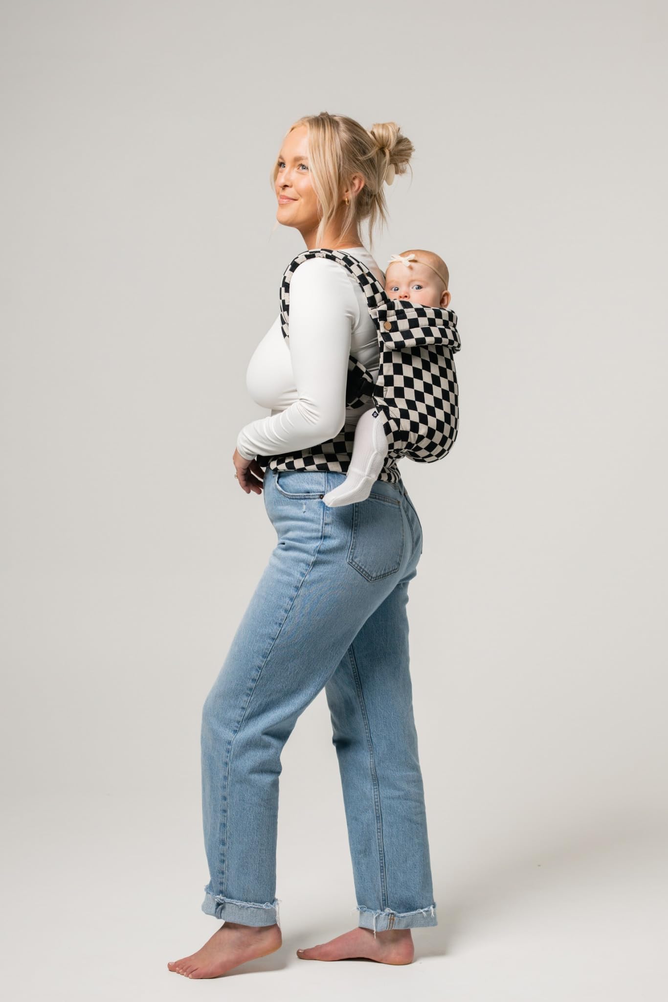 Mabē Monarch Ergonomic Baby Carrier – Premium Cotton Soft Structured Newborn to Toddler Carrier with Hip-Healthy Design, 3 Carry Positions (7-35lbs), Lightweight & Breathable, (Ivory)