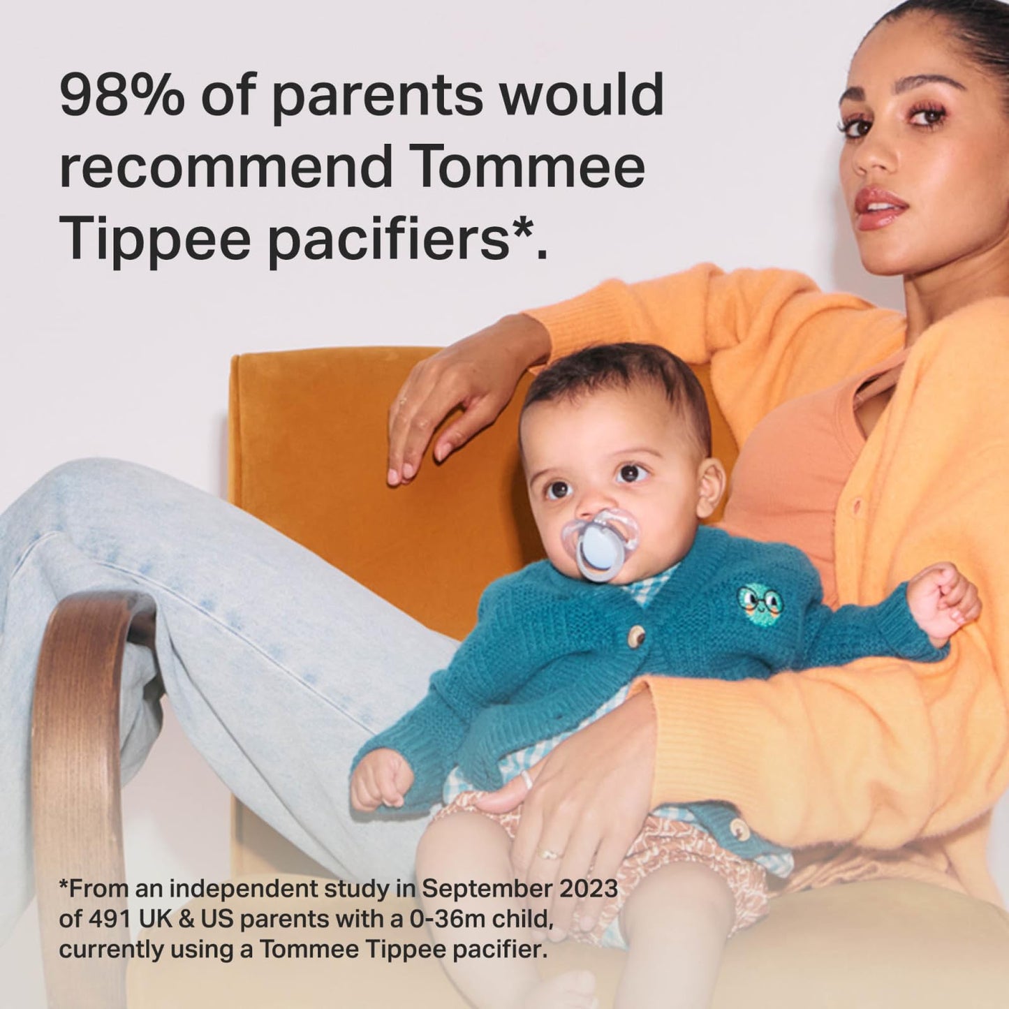 Tommee Tippee Night Time Pacifier, 6-18 Months, BPA-Free Binkies, Glow in The Dark Technology