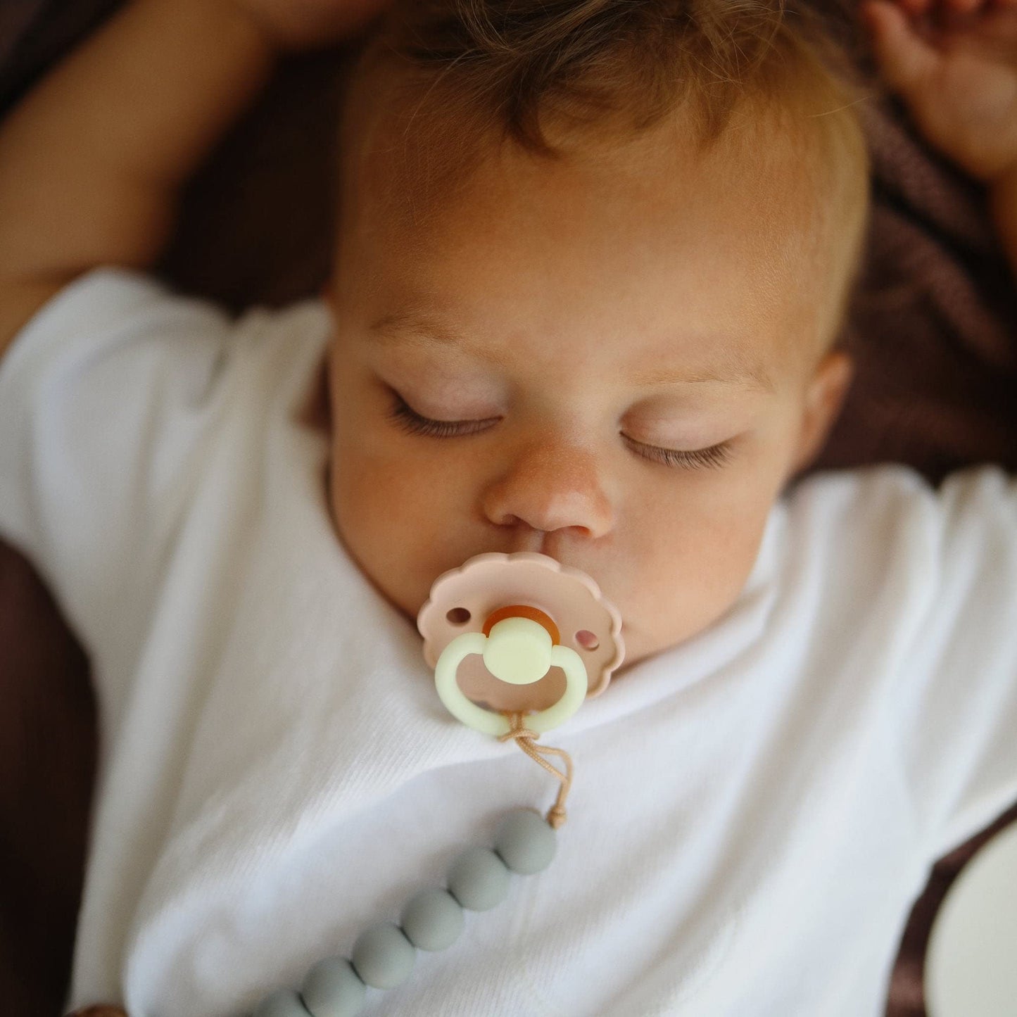 FRIGG Daisy Natural Rubber Baby Pacifier | Made in Denmark | BPA-Free (Aurora/Bright White, 0-6 Months) 2-Pack