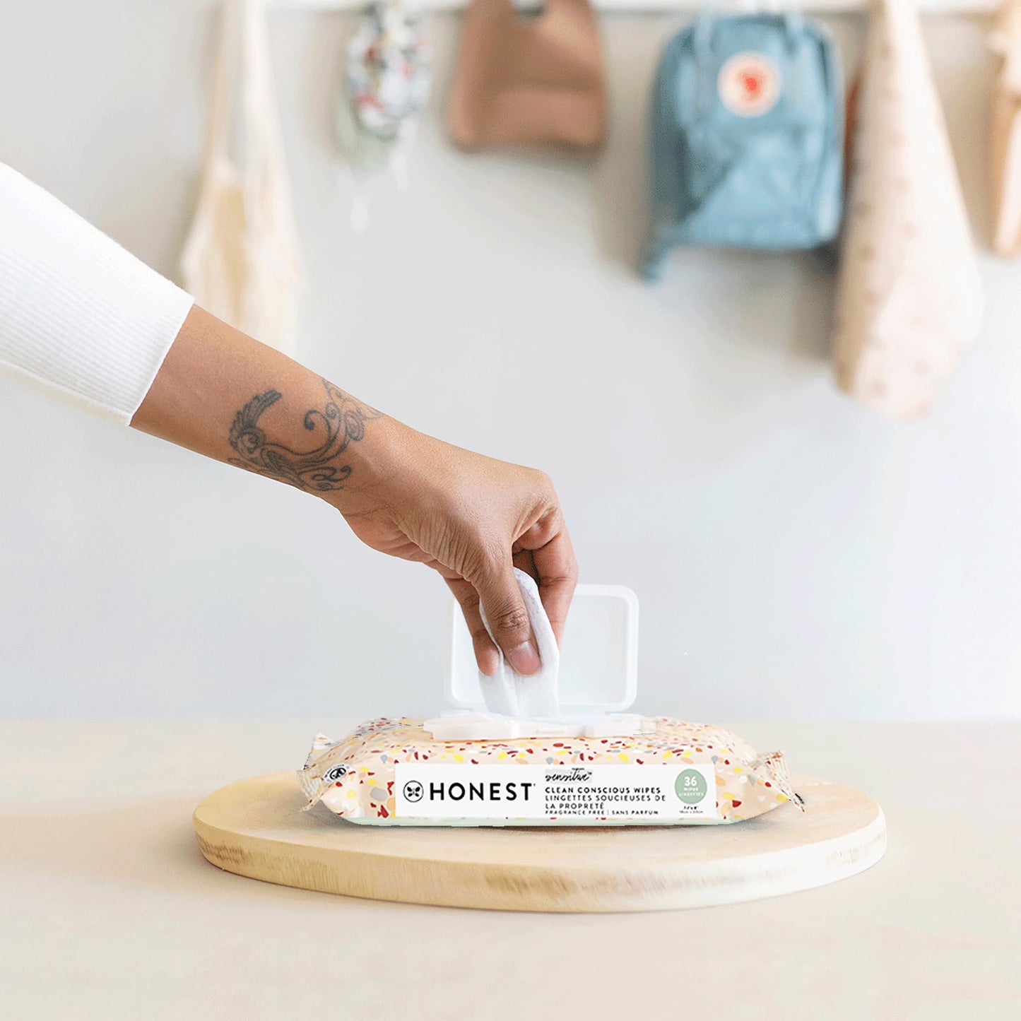 The Honest Company Clean Conscious Multi-Use Wipes | Hypoallergenic + Unscented for Sensitive Skin | Over 99% Water, Compostable, Plant Based, Baby Wipes | Pattern Play, 720 Count
