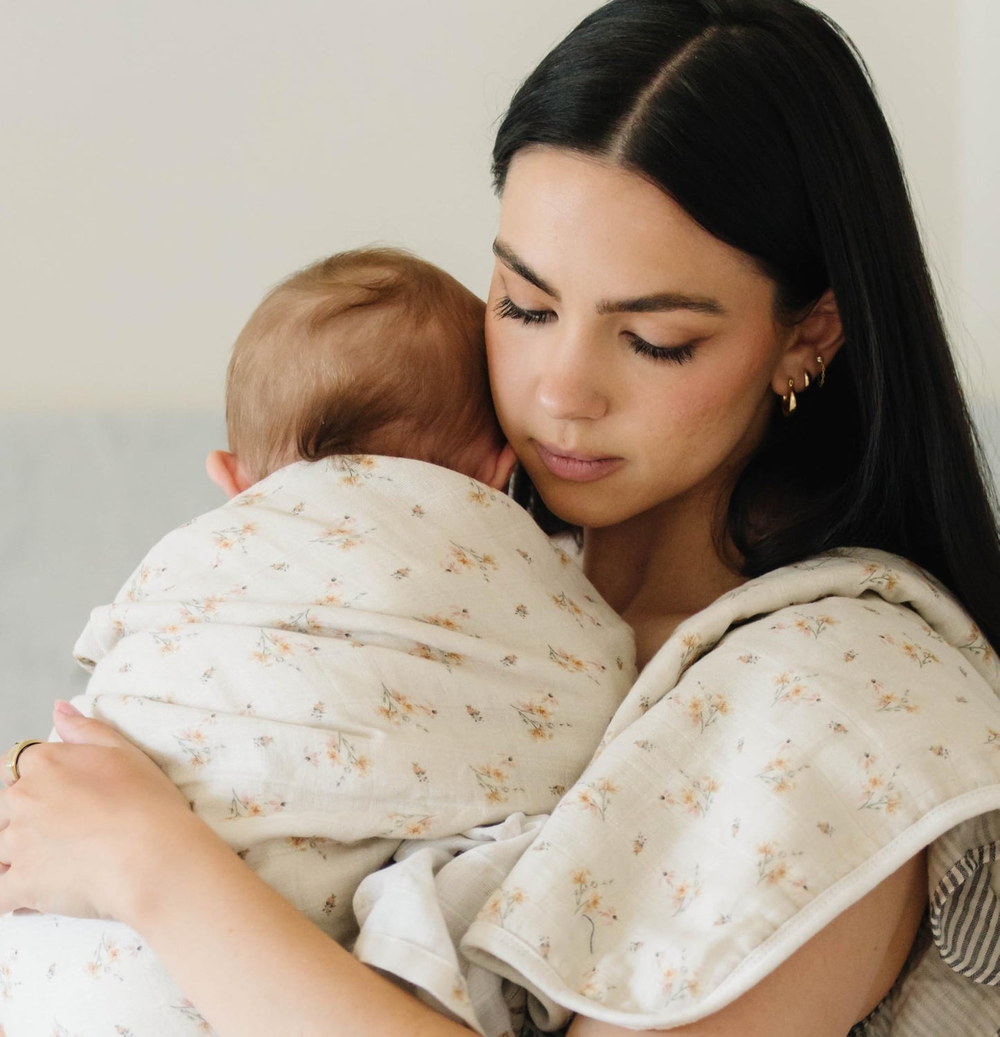 Oilo Baby Blanket, Luxury Soft Plush Backing & 100% Turkish Cotton Jersey Print