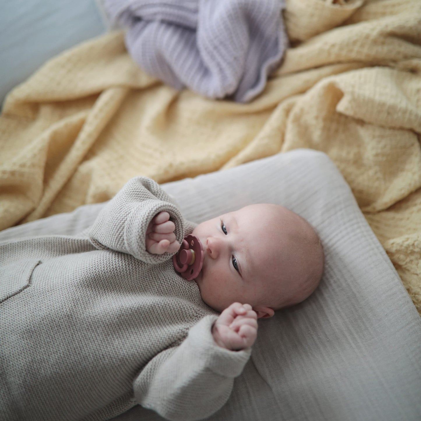 FRIGG Daisy Natural Rubber Baby Pacifier | Made in Denmark | BPA-Free (Aurora/Bright White, 0-6 Months) 2-Pack
