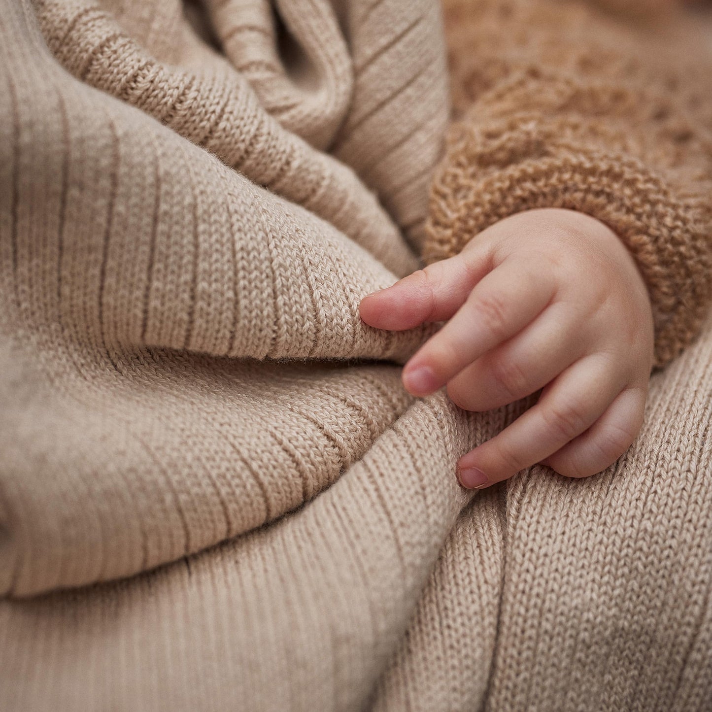 Knitted Organic Cotton Baby Blanket- Swaddle Blanket, 30" x 40" Soft Receiving Blanket for Newborn (Mochachino)
